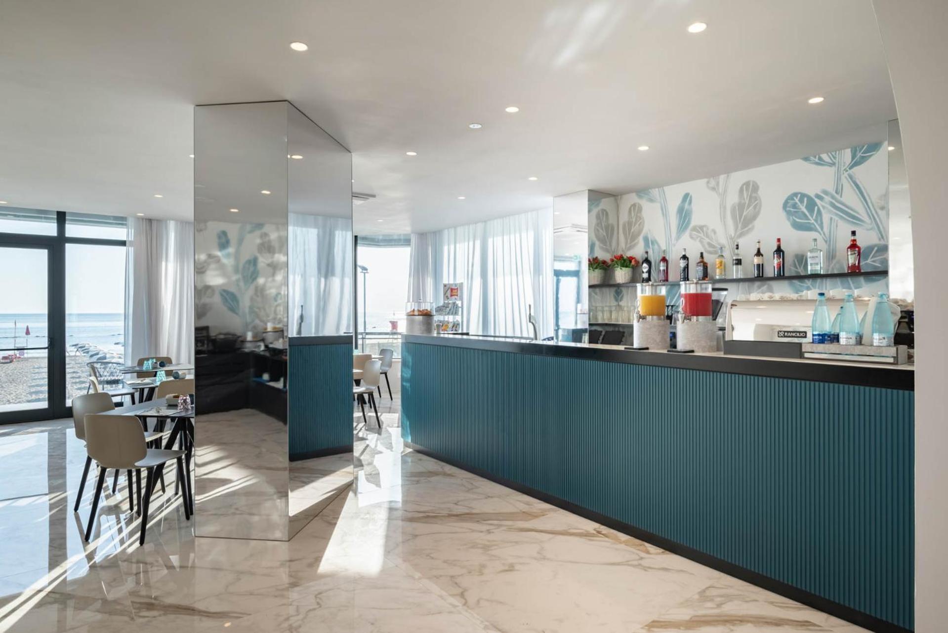 Hotel Playa Suite Fano Kültér fotó