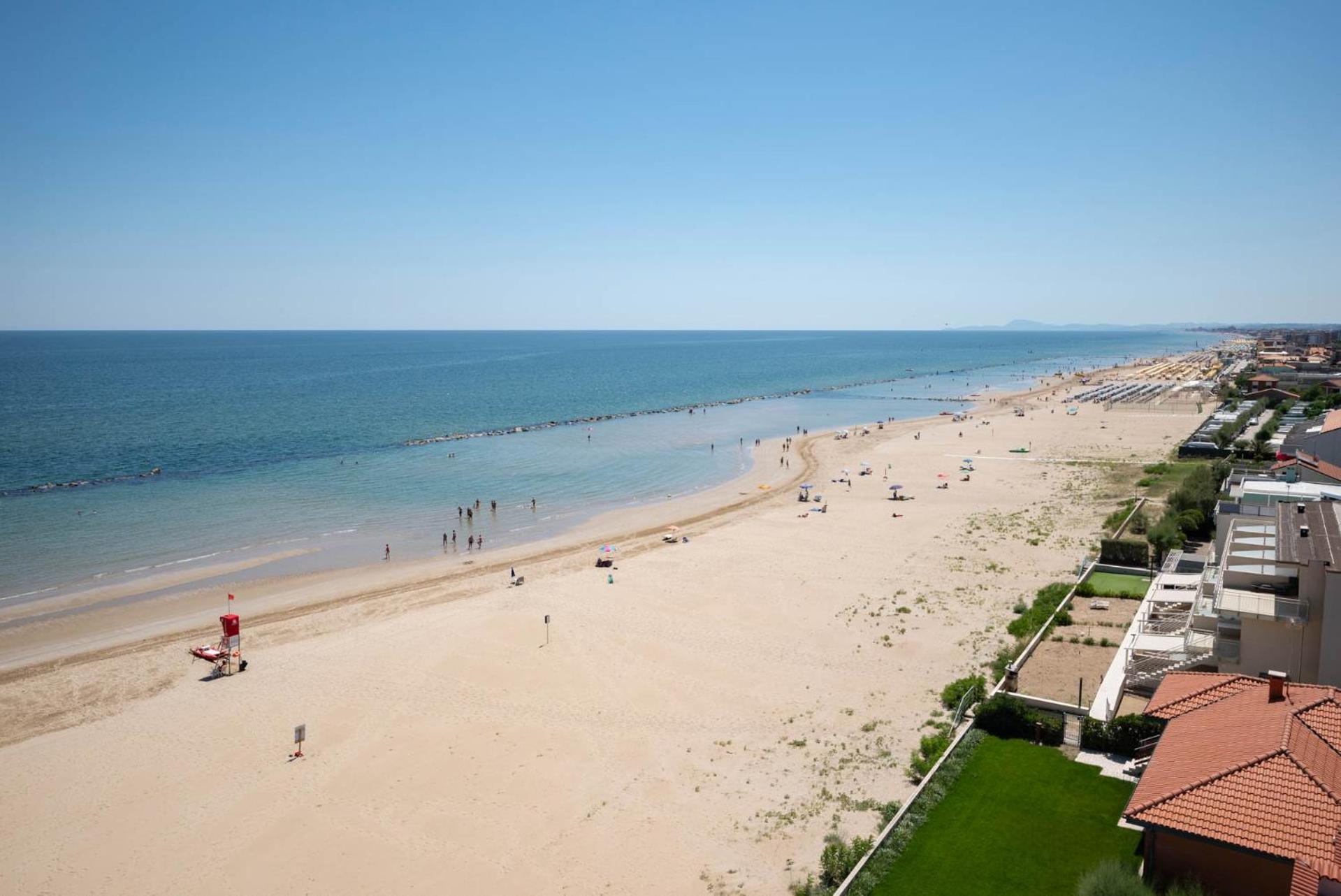 Hotel Playa Suite Fano Kültér fotó