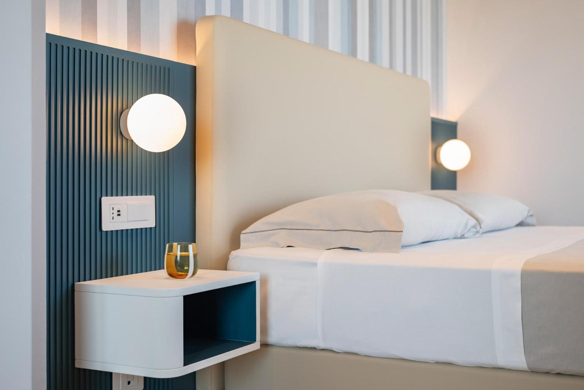 Hotel Playa Suite Fano Kültér fotó